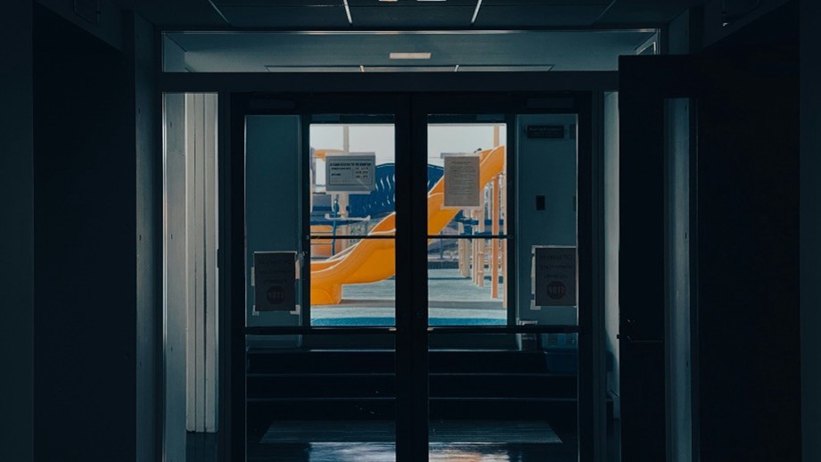 Automatic door maintenance